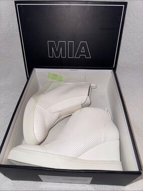 MIA Women's Cream Perforated Wedge Sneakers with Side Zip